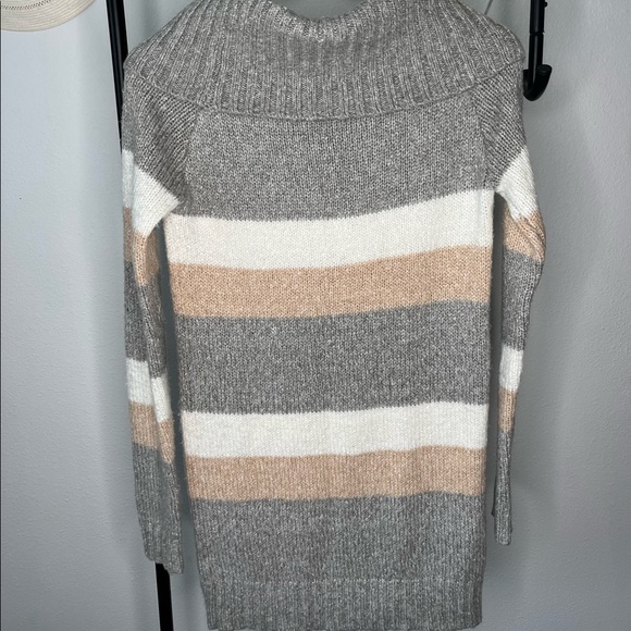 Orb Cowl neck sweater - Picture 4 of 4